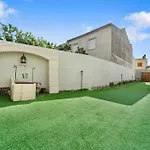 بيت ضيافة Luxar And 3*