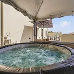بيت ضيافة Luxar And بلدية آسميني