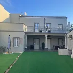 Luxar And بيت ضيافة 3*