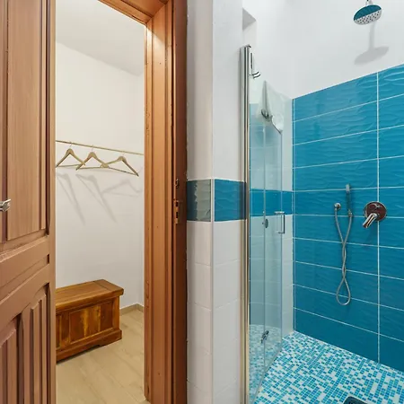 Luxar And Assemini