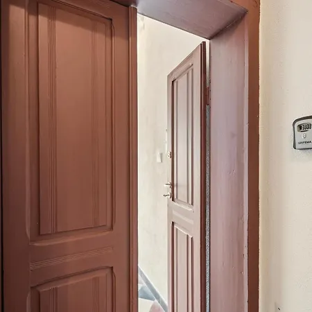 Luxar And Guest house 3*