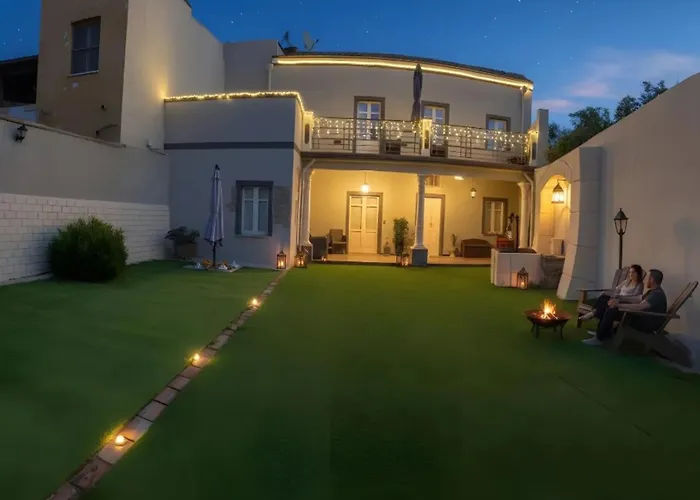 Luxar And Guest house 3*