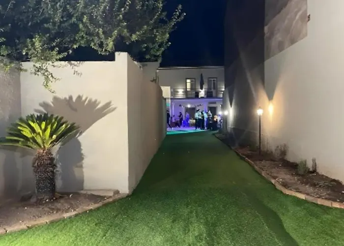 Luxar And Guest house Assemini