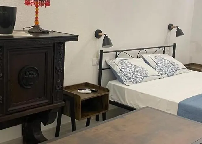 Luxar And Guest house 3*